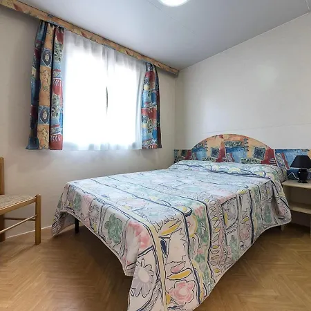 Inviting Mobile Home In Sorso With Garden * Sorso